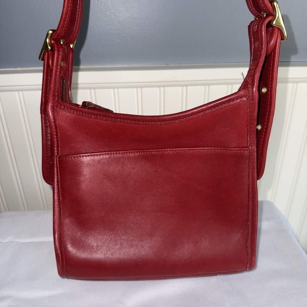 Vintage Coach RED Glove Tanned Leather Legacy Small Zip Crossbody Bag Purse 9997